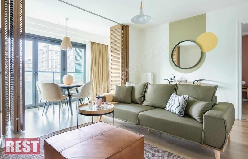 Avangart Redansda Balkonlu Tasarım Eşyalı Kiralık