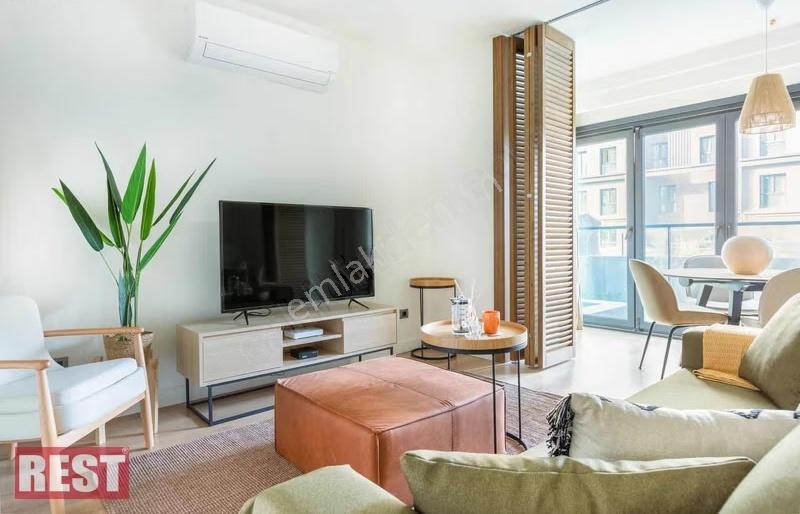Avangart Redansda Balkonlu Tasarım Eşyalı Kiralık - Görsel 16