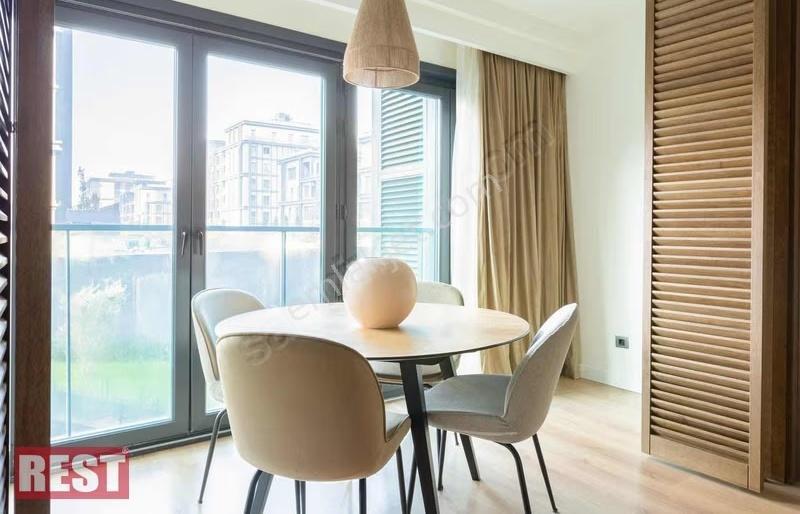 Avangart Redansda Balkonlu Tasarım Eşyalı Kiralık - Görsel 4