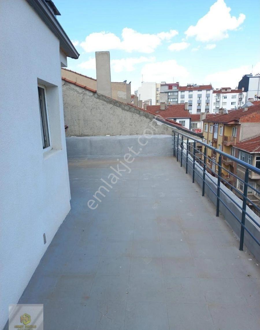 Cumhuriye Mahallesinde Satılık Dubleks 5+2 Daire - Görsel 11