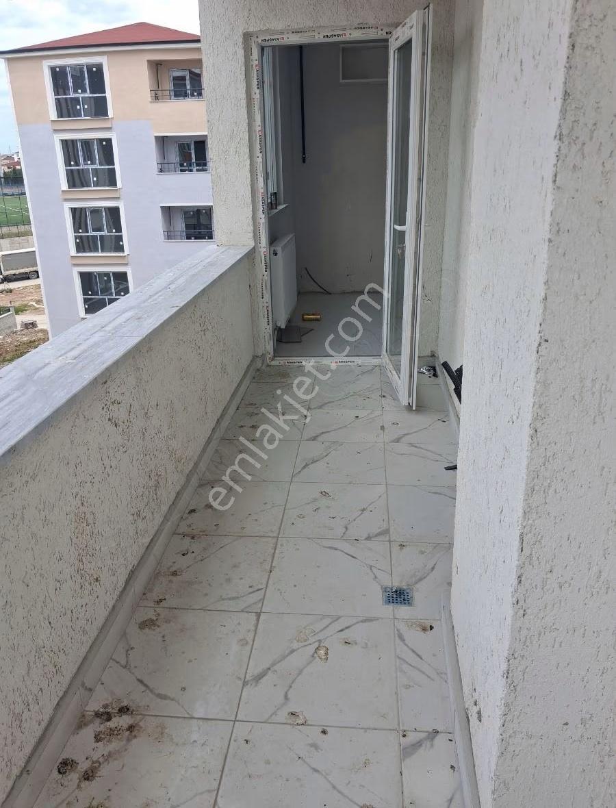 Tuşba Emlaktan Satılık Ara Kat Sıfır 2+1 Daire - Görsel 14