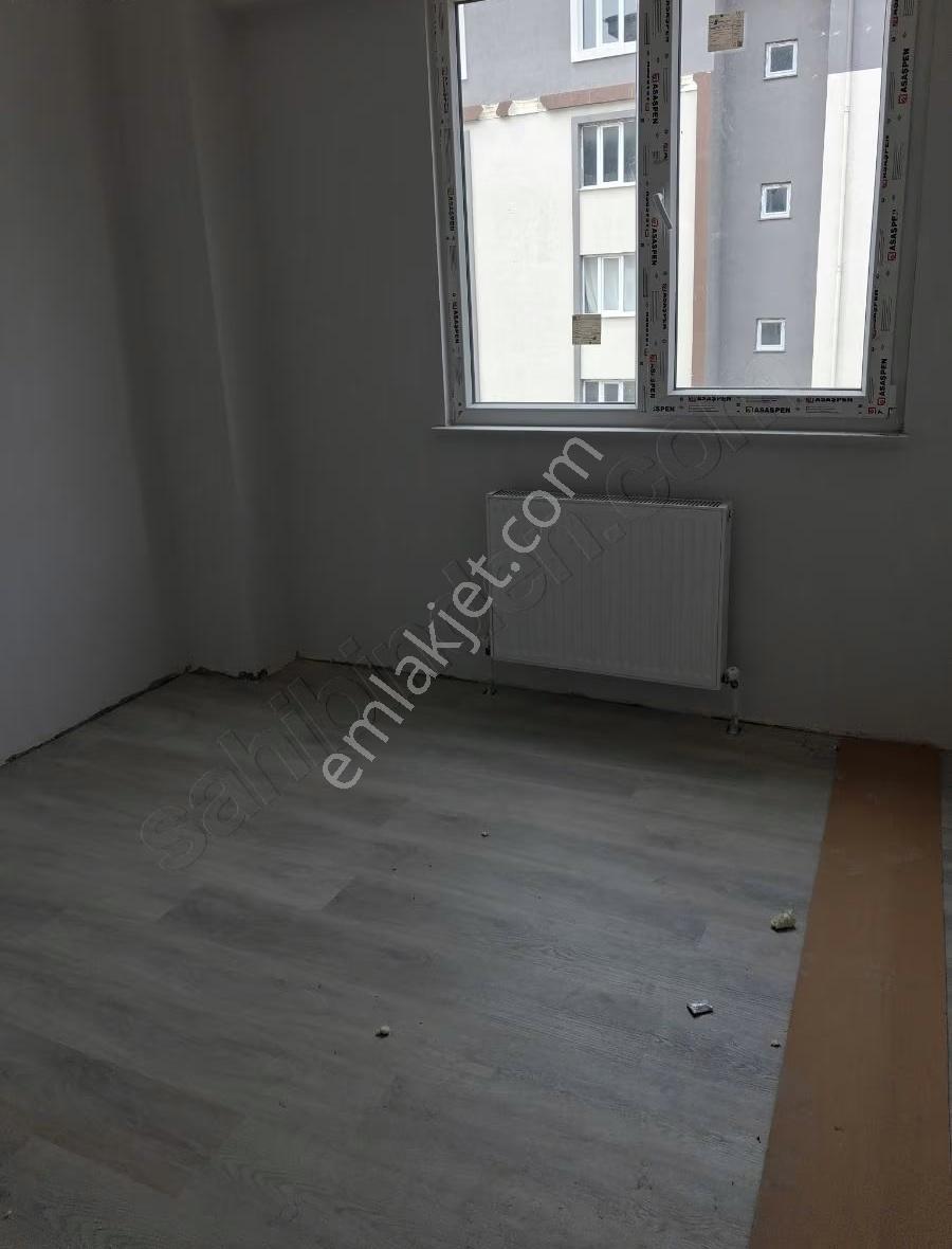 Tuşba Emlaktan Satılık Ara Kat Sıfır 2+1 Daire - Görsel 19
