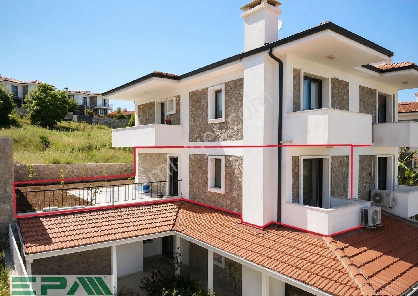 Epa Datça'dan Şehir Merkezine Yakın Geniş Bahçeli 1+1 Daire
