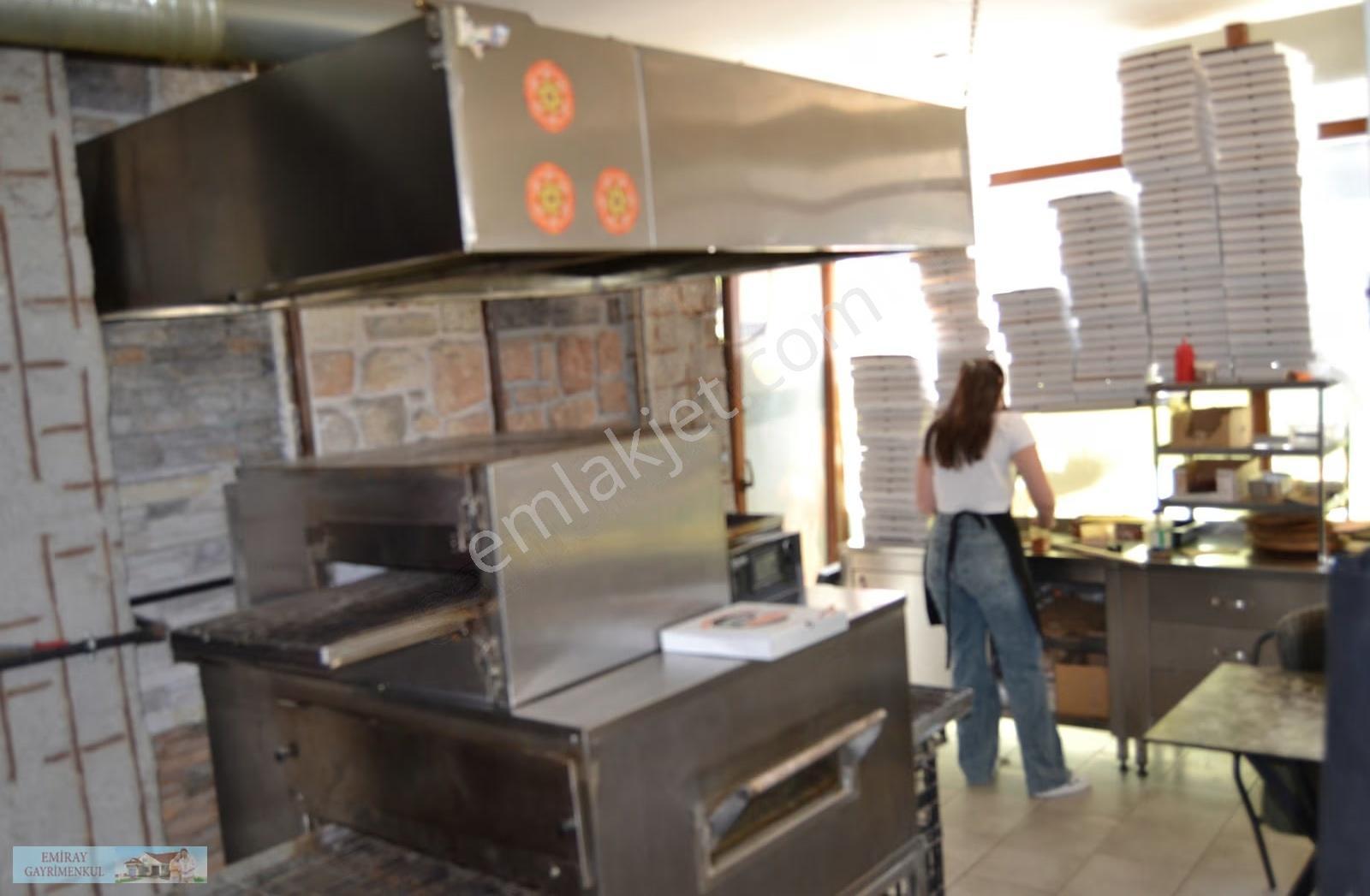 Emiray Dan Finans Merkezine Komşu Devren Pizza Dükkanı - Görsel 16