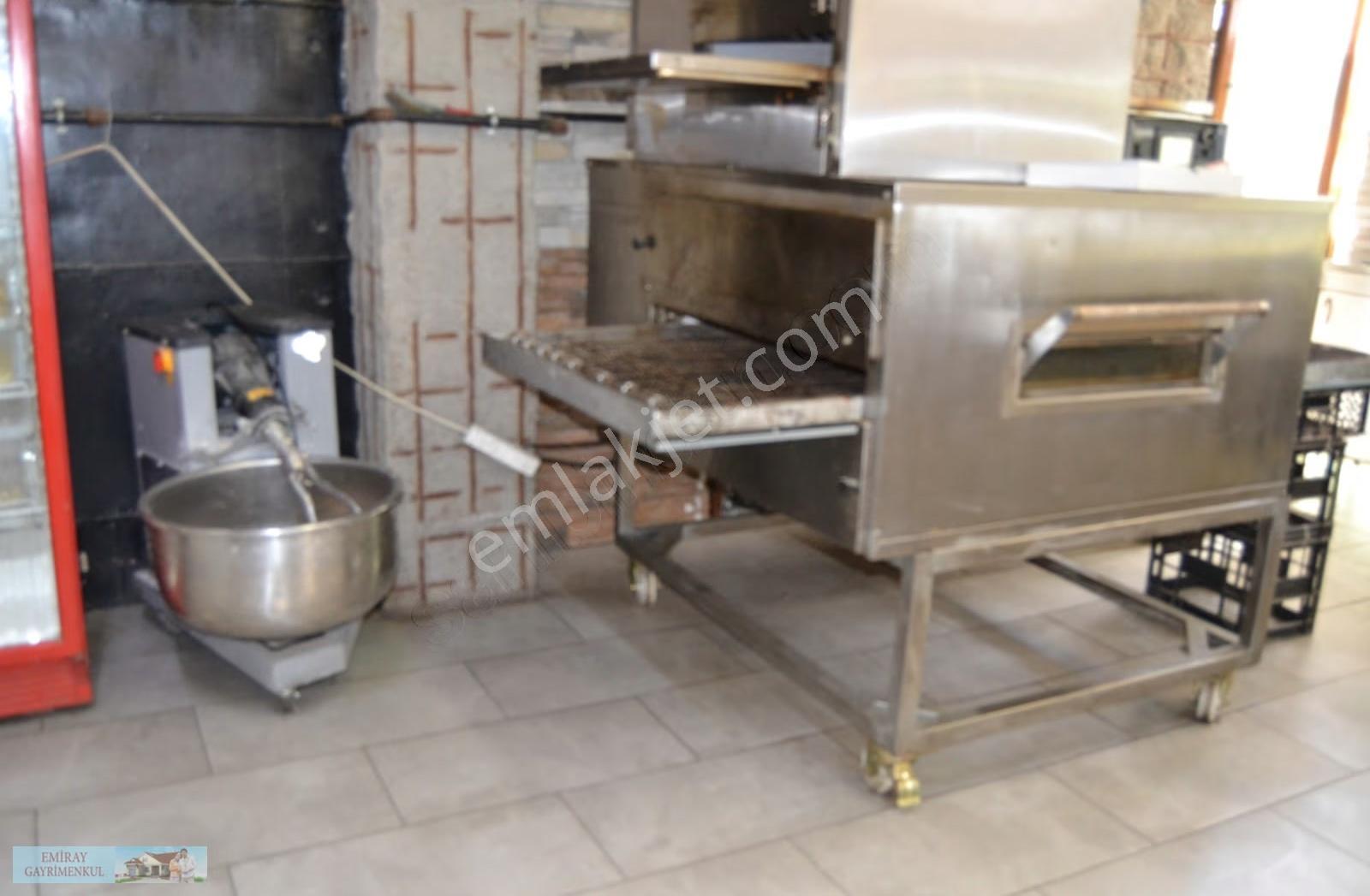 Emiray Dan Finans Merkezine Komşu Devren Pizza Dükkanı - Görsel 13