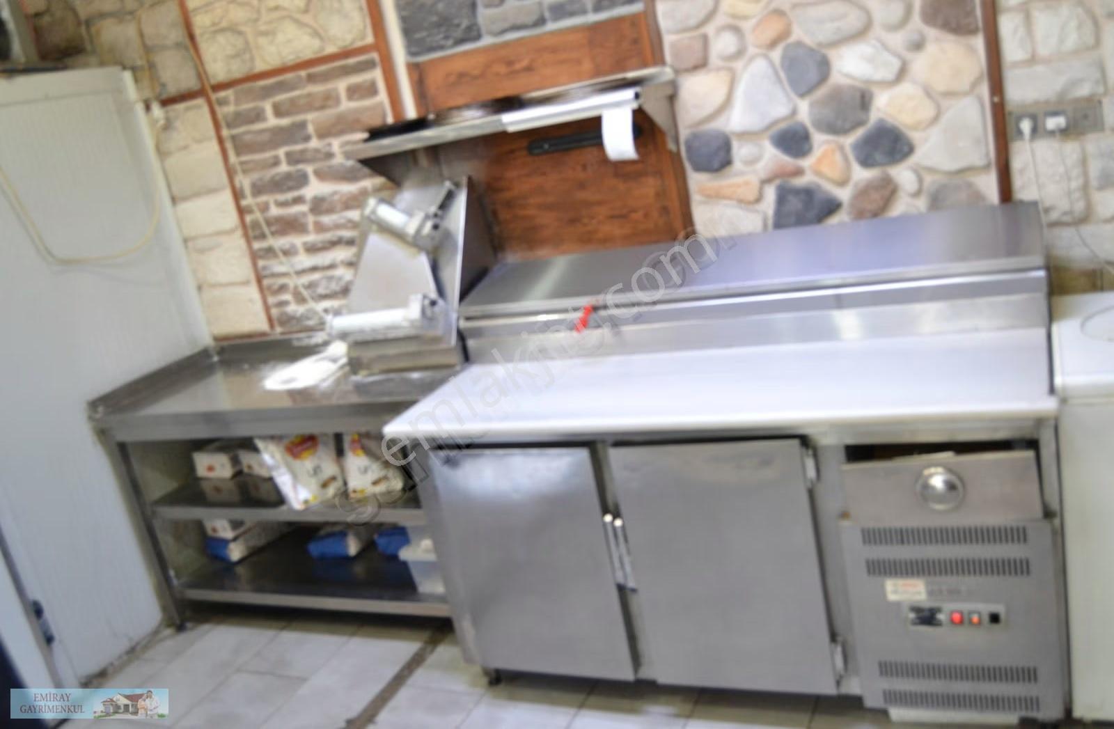 Emiray Dan Finans Merkezine Komşu Devren Pizza Dükkanı - Görsel 11