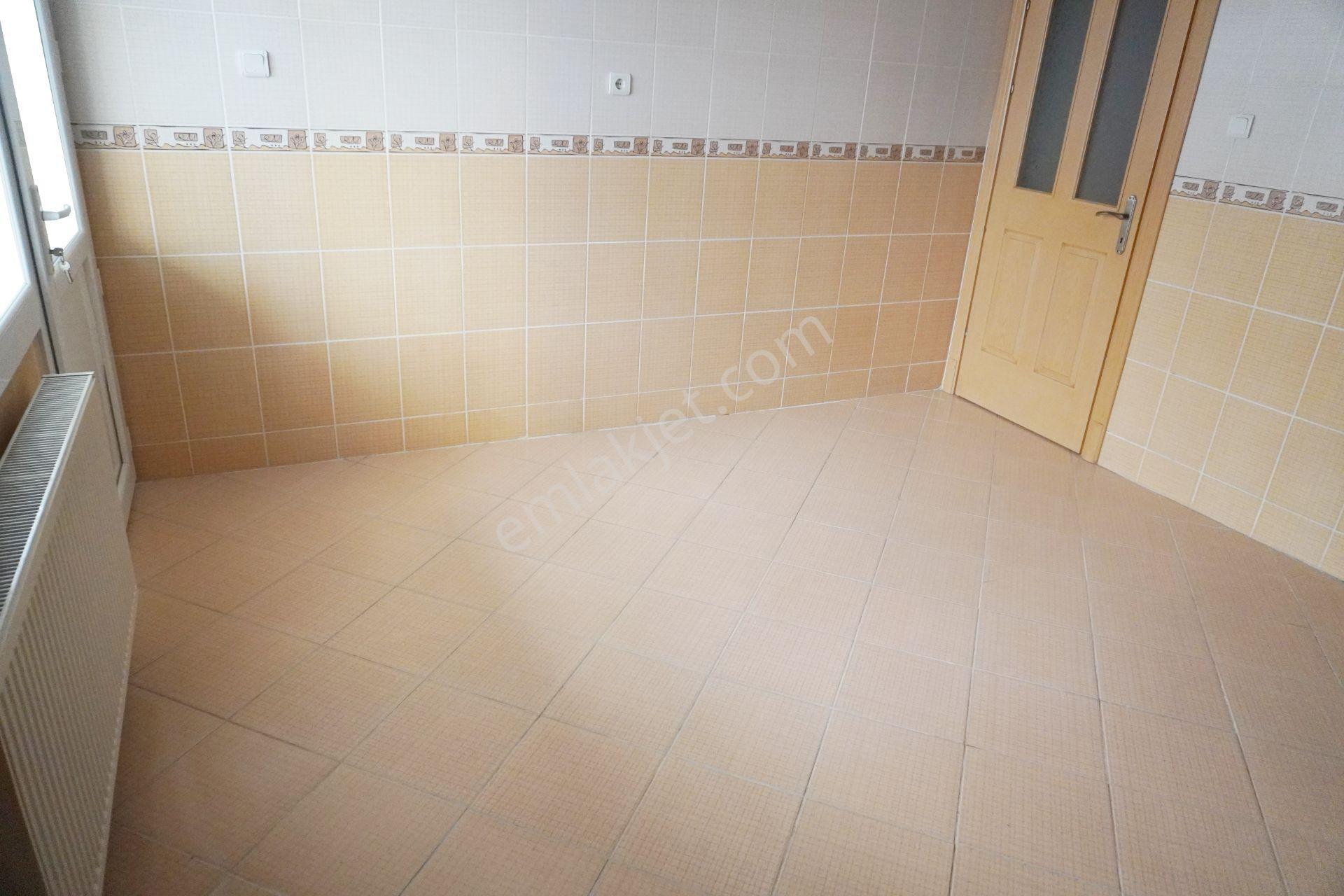 Küçükçiğli De Kiralık Fiyat Düştü 3+1 Doğalgaz Kombili+balkonlu Çiğli Serkan - Görsel 7