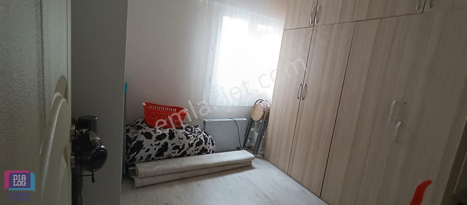 Bayraklı Sevgi Yolunda Tadilatlı 2+1 Daire - Görsel 21