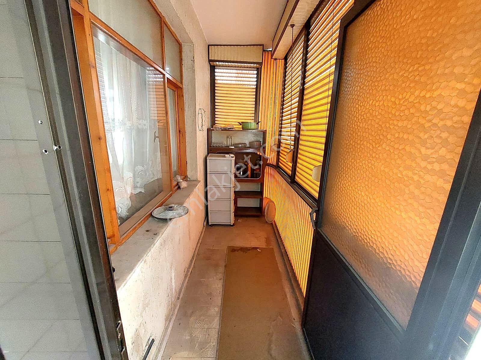 Kuşadası Merkezde 3+1 Satılık Yatırımlık Fırsat Daire - Görsel 19