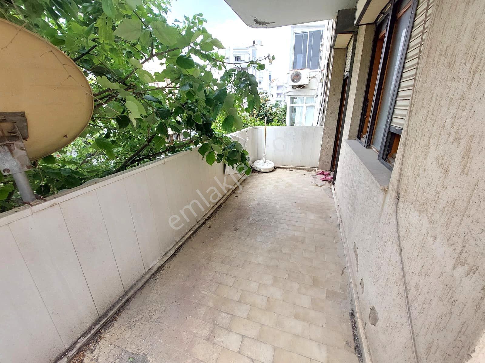 Kuşadası Merkezde 3+1 Satılık Yatırımlık Fırsat Daire - Görsel 22