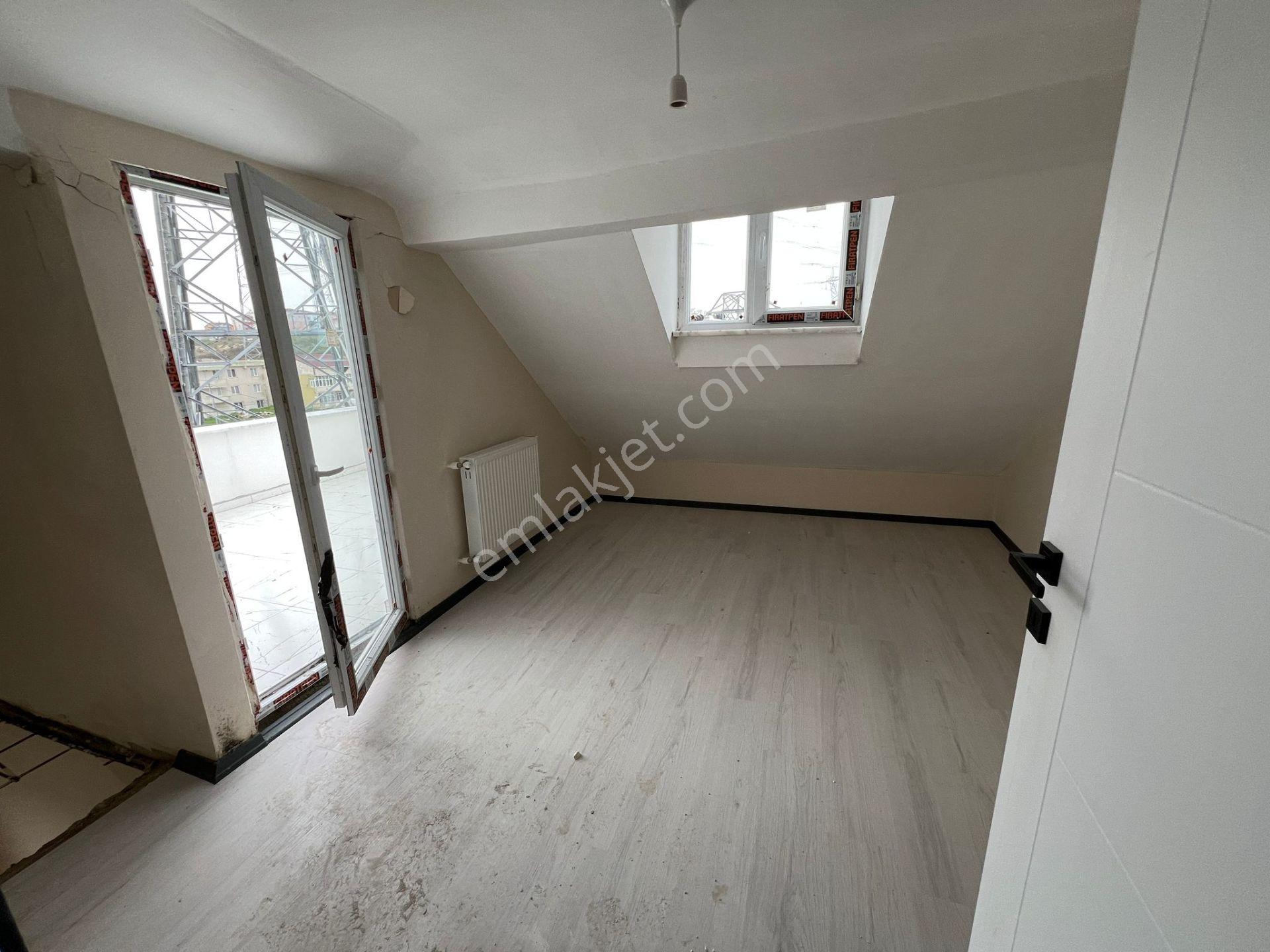 Özgür İnşaat'tan Hadımköyde 4+2 Dubleks Daire Acil Satılık - Görsel 13
