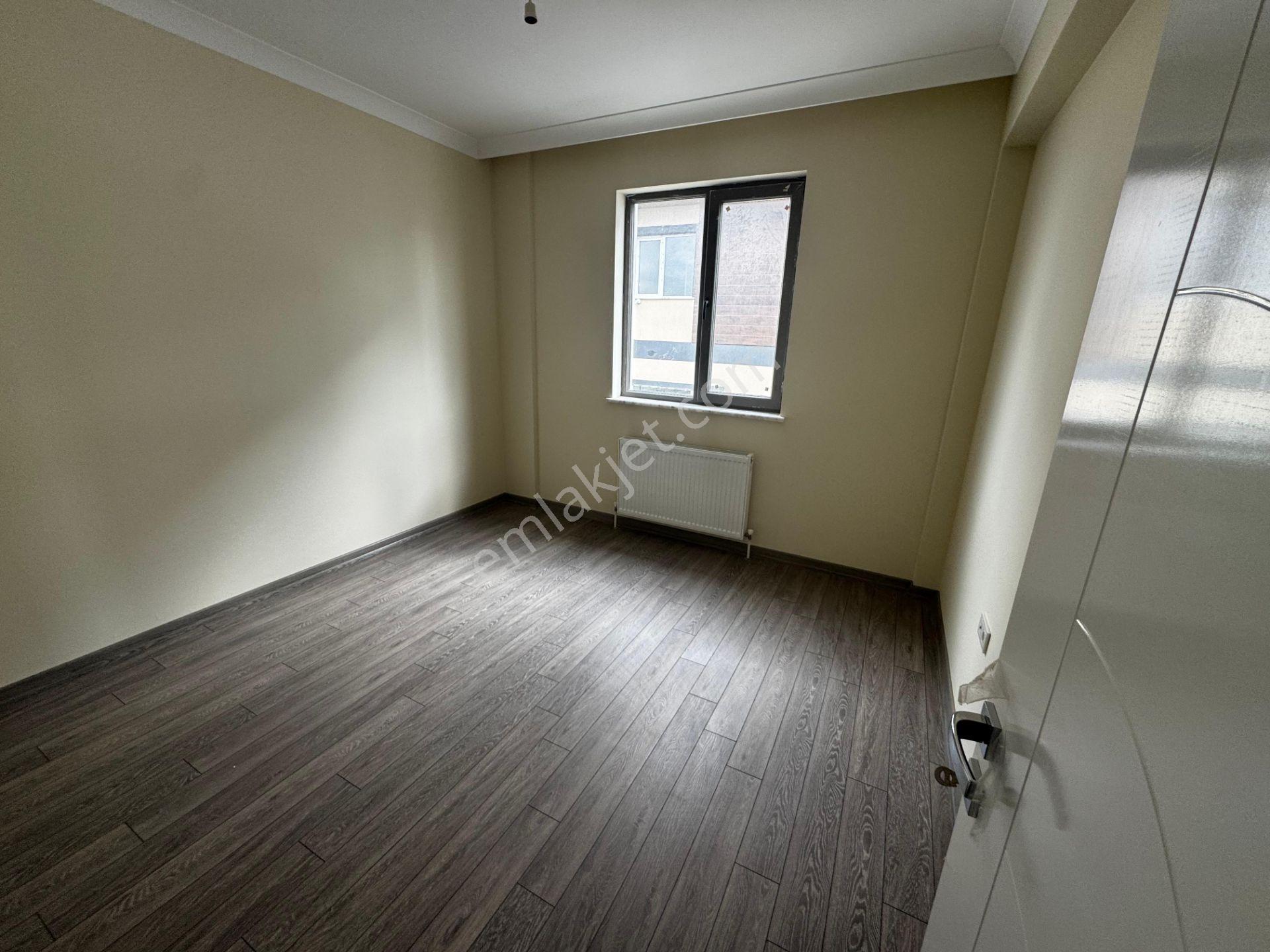 Bağlıca'nın En Gözdesi Triplex Müstakil 6+1 Kapalı Garajlı Villa - Görsel 5