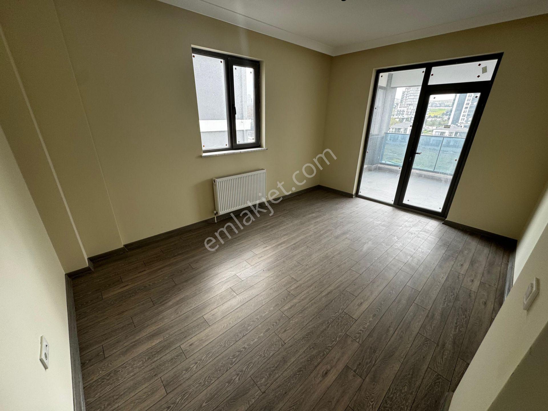 Bağlıca'nın En Gözdesi Triplex Müstakil 6+1 Kapalı Garajlı Villa - Görsel 9