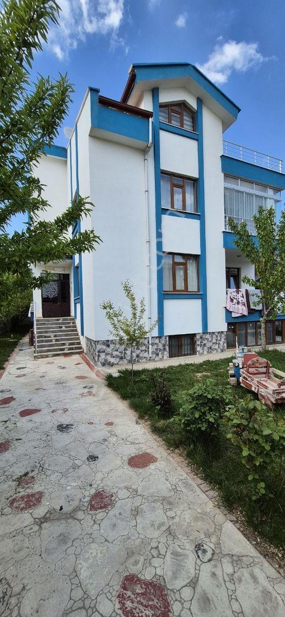 Yazır Mah.kiralık Çatı Katı 2+1 Eşyasız Daire