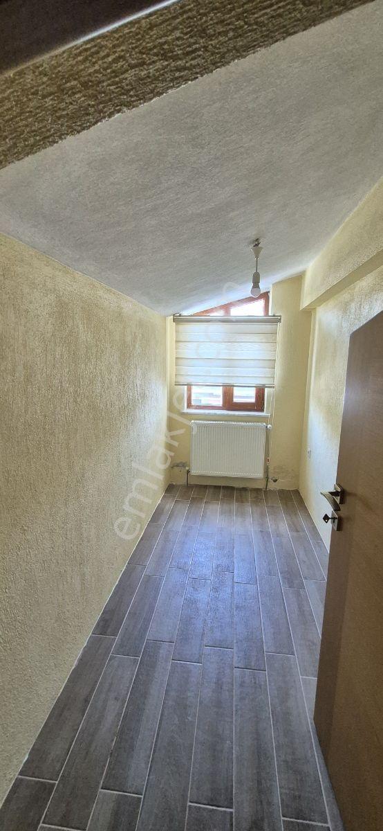 Yazır Mah.kiralık Çatı Katı 2+1 Eşyasız Daire - Görsel 14