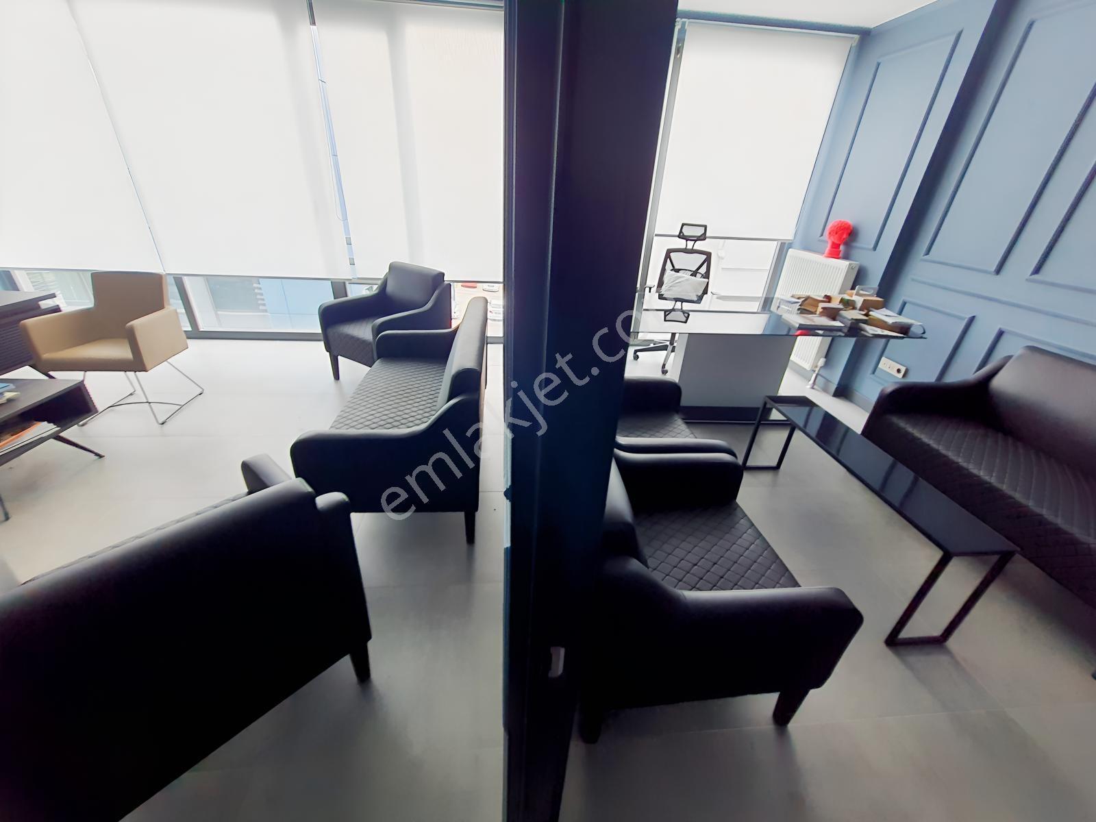Arel'den Mustafa Kemal'de Plaza'da 2139 Sk.2 Kat K.otoparklı 1+1 - Görsel 16