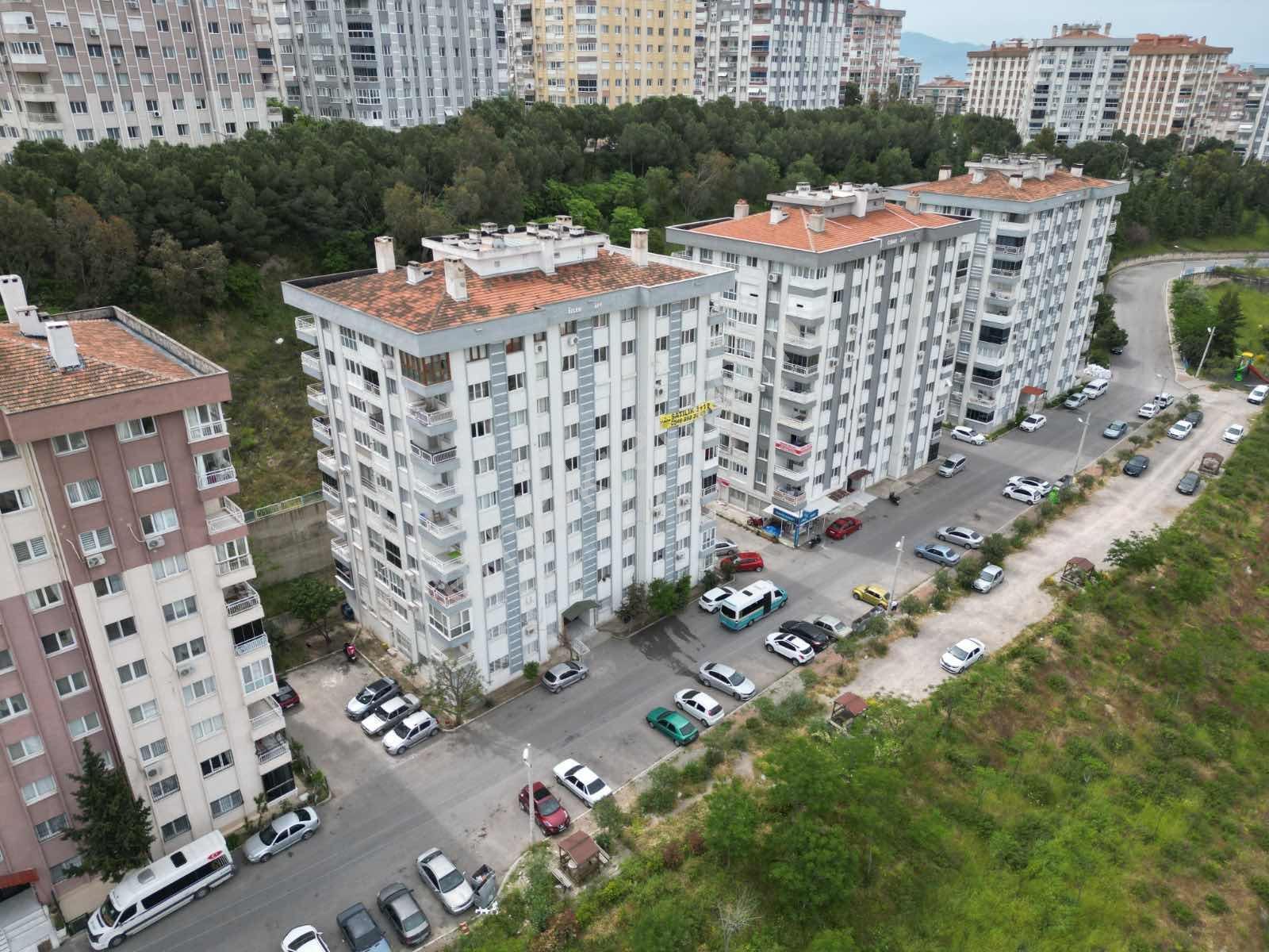 Çiğli Atatürk'te 3+1 Panoromik Deniz Manzaralı İç Mimari Tasarım - Görsel 2