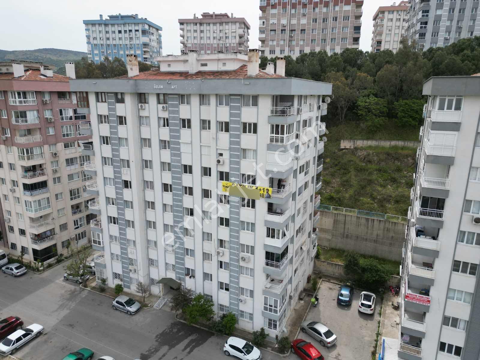 Çiğli Atatürk'te 3+1 Panoromik Deniz Manzaralı İç Mimari Tasarım - Görsel 7