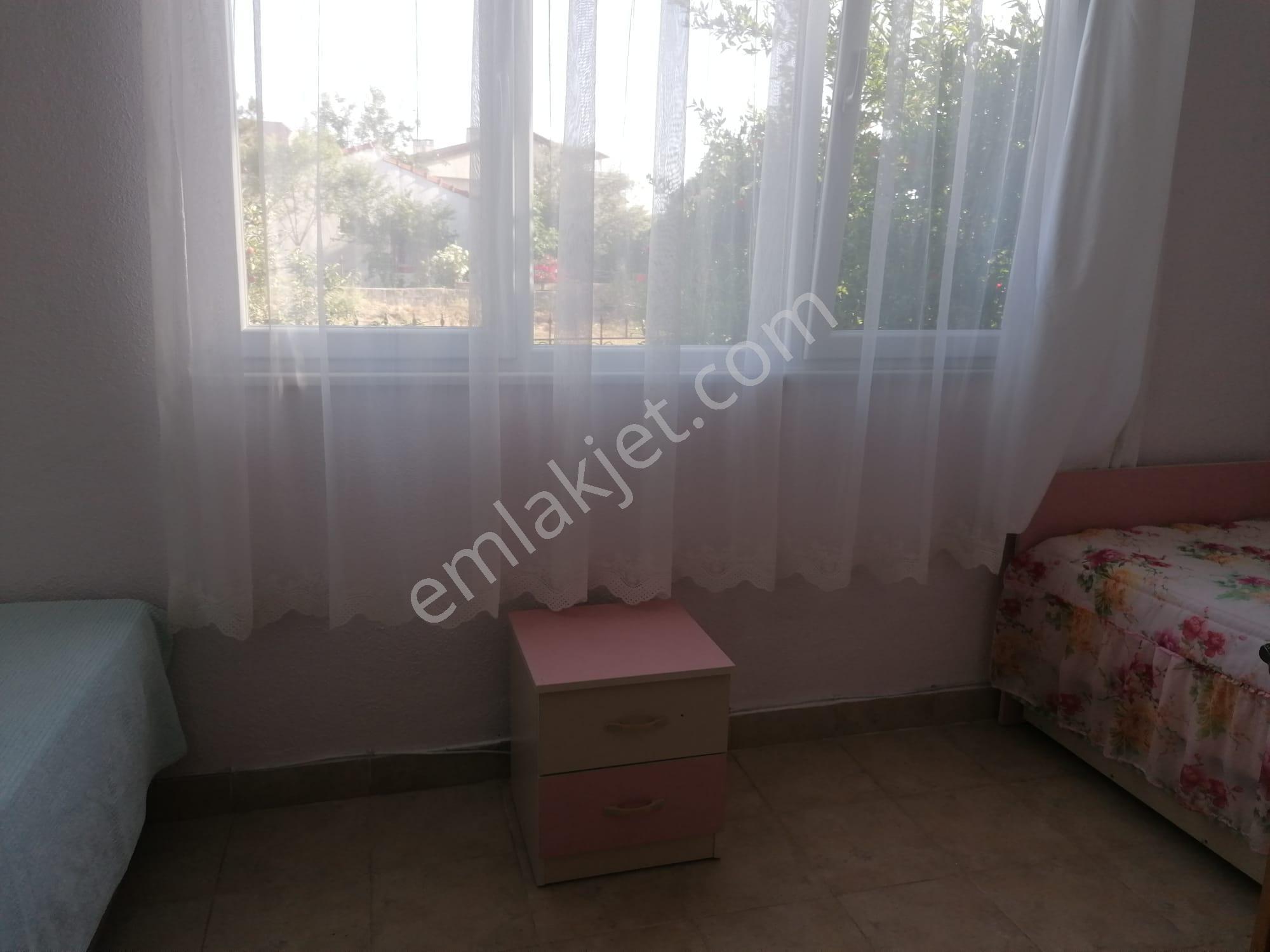 Erikli Sahilde Denize Yürüme Mesafesinde Bahçe Kullanımlı 2+1 Kiralık - Görsel 18