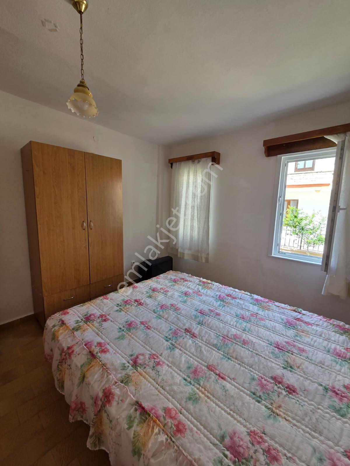Erikli Sahilde Denize Yürüme Mesafesinde Bahçe Kullanımlı 2+1 Kiralık - Görsel 15