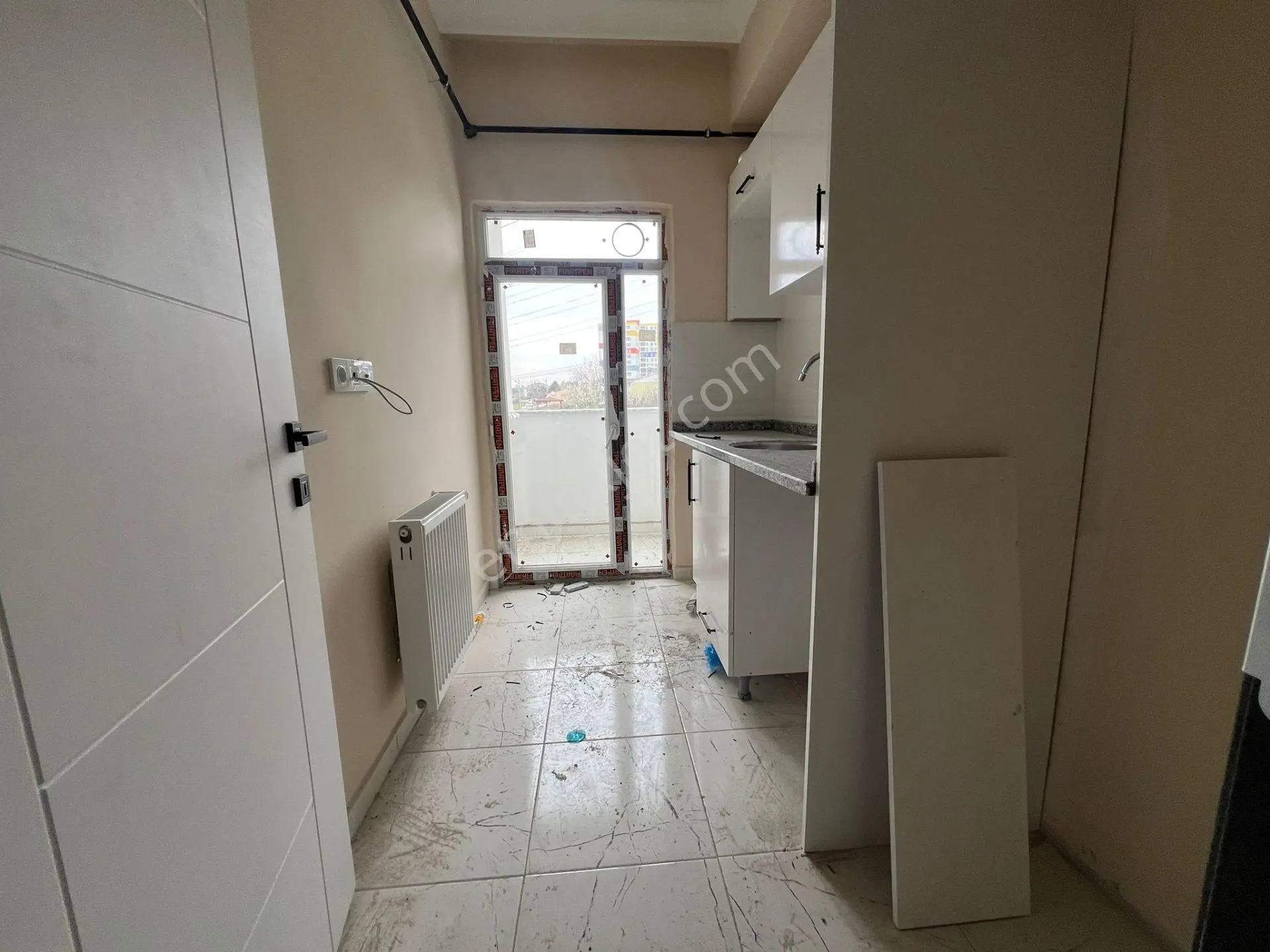 Özgür İnşaat'tan Hadımköy Mah'de Sıfır 2+1 Kiralık Daireler - Görsel 3