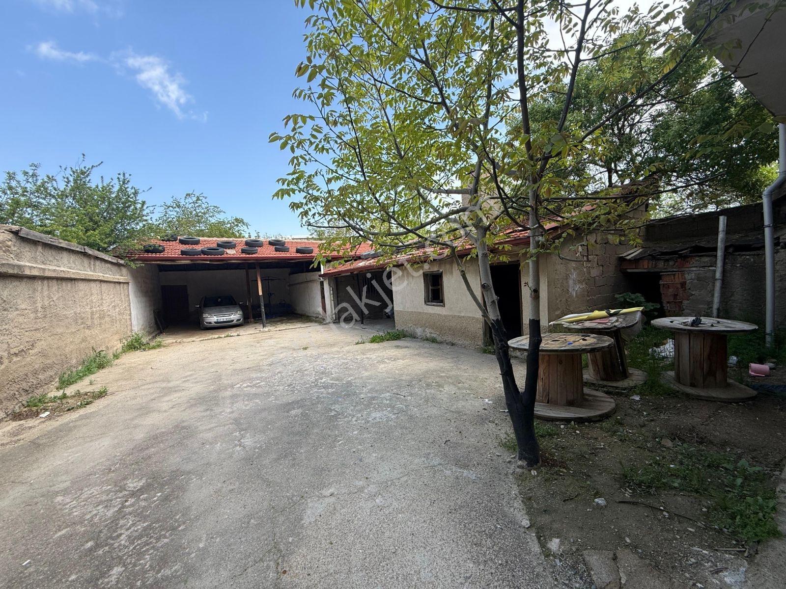 Özçelebi'den Seyran'da İki Katlı Müstakil Kiralık Ev Ayrı Ayrı - Görsel 11