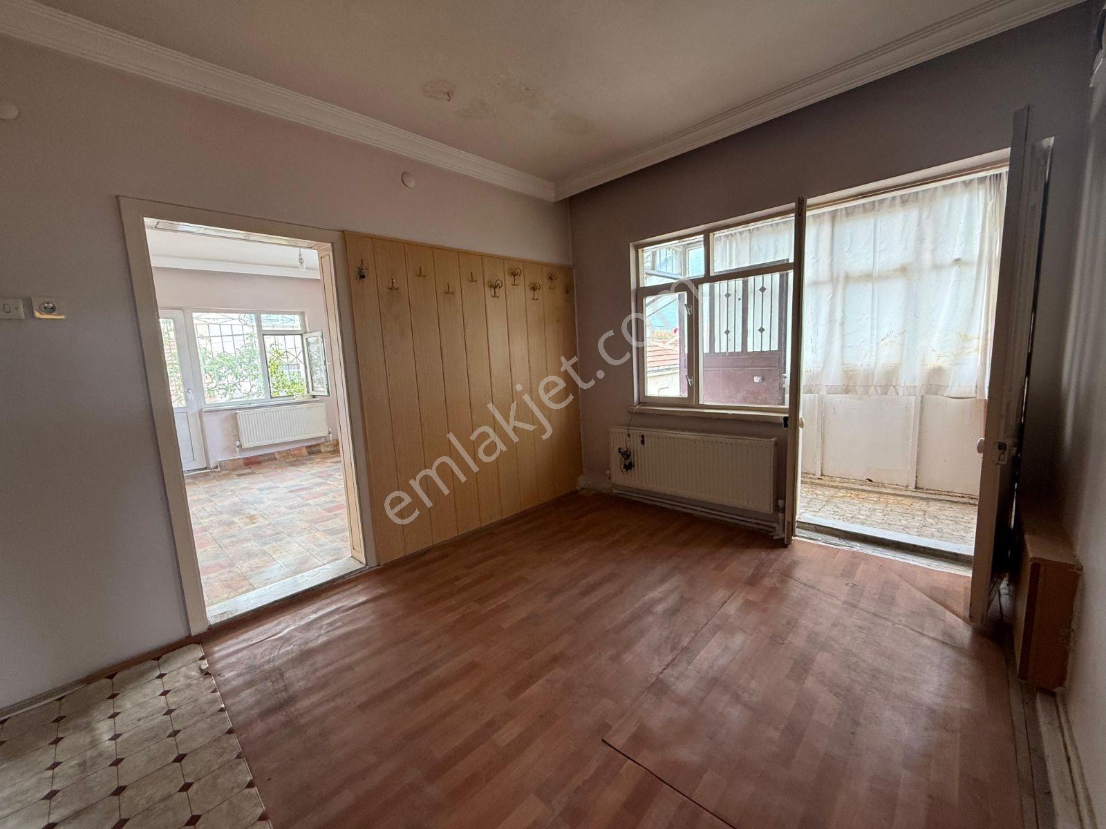 Özçelebi'den Seyran'da İki Katlı Müstakil Kiralık Ev Ayrı Ayrı - Görsel 18