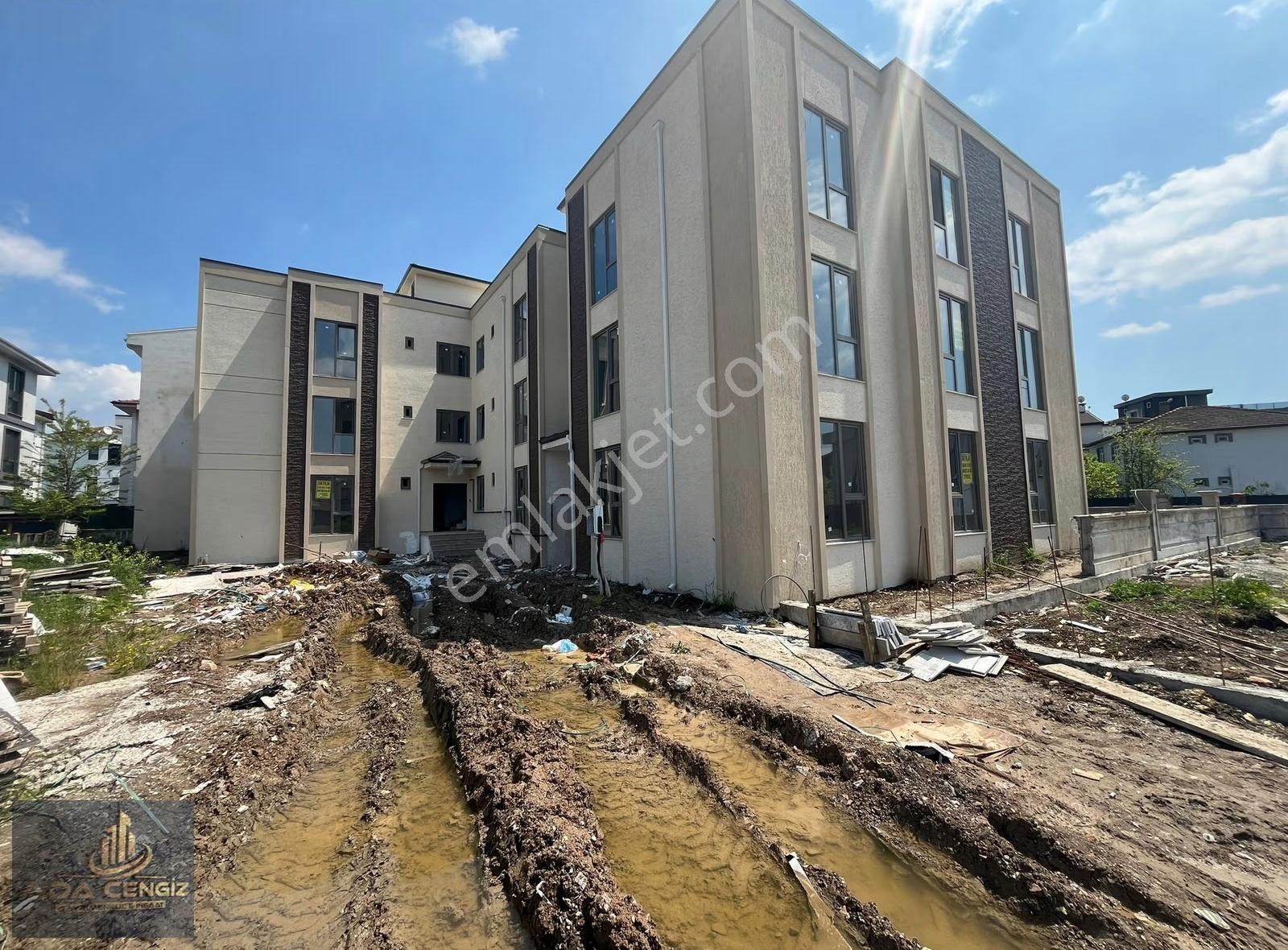Serdivanda 3+1 130 M2 Teras Kullanımlı Ultra Lüks Daireler - Görsel 3