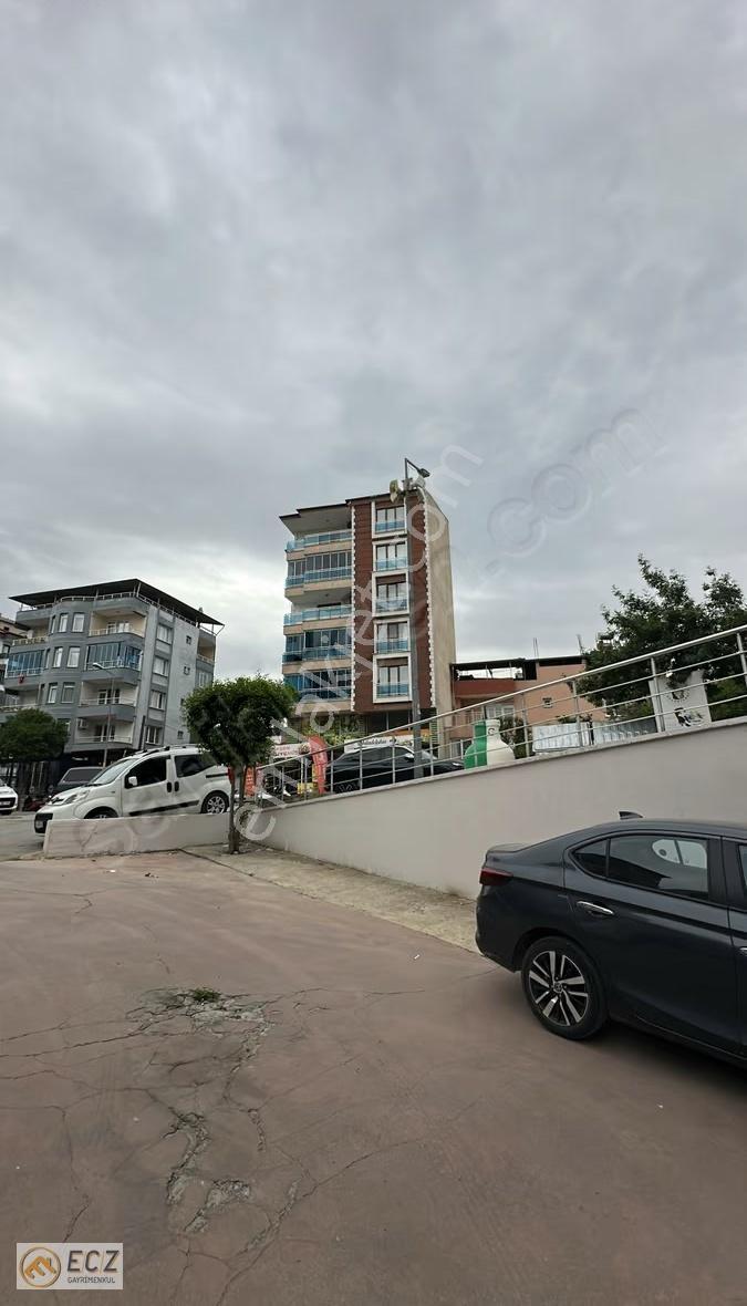 Ecz Gayrimenkul'den Adnan Menderes Cad. Kiralık Dükkan Ofis - Görsel 3