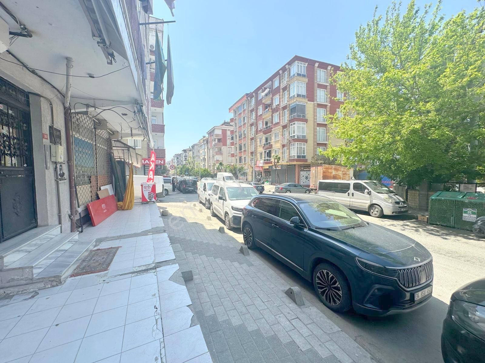 Serkan Gayrimenkulden Bahçelievler Çavuşpaşa Caddesinde Kiralık Dükkan Depolu - Görsel 7
