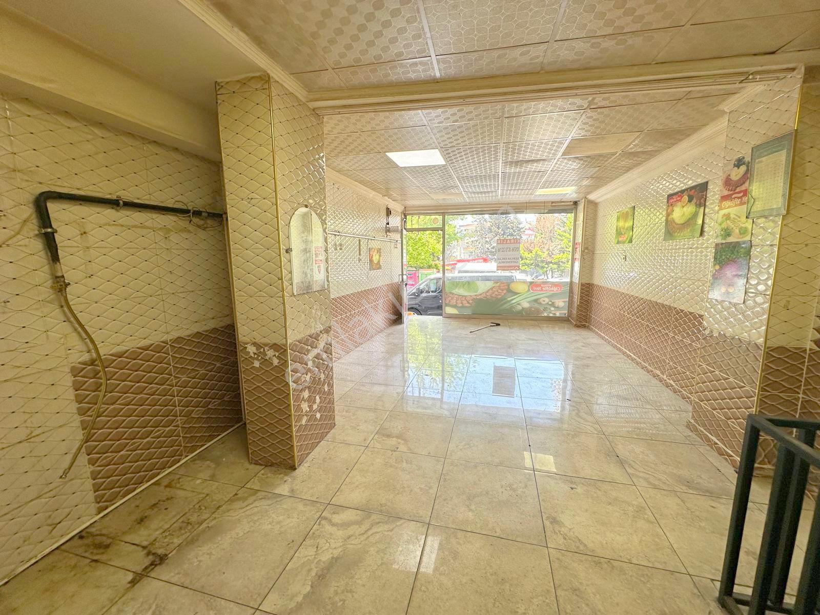 Serkan Gayrimenkulden Bahçelievler Çavuşpaşa Caddesinde Kiralık Dükkan Depolu - Görsel 4