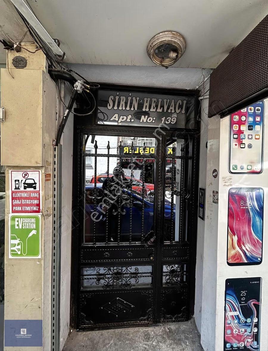 Locate'den Ordu Caddesi Üzeri Geniş Ve Doğalgazlı 2+1 - Görsel 11