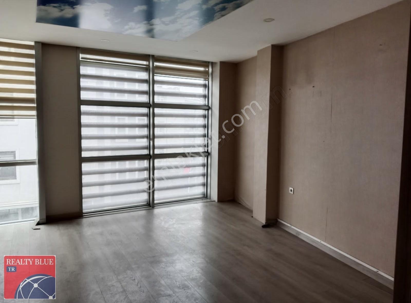 Osman Kaya'dan | Sultanbeyli Metro Yanı Kiralık Plaza Katı - Görsel 17
