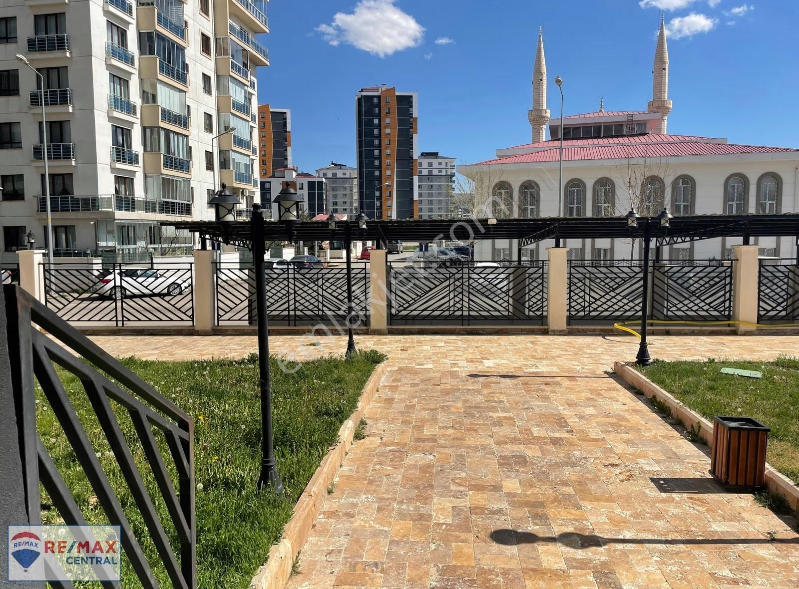 Re/max Central'dan Eğriköprü Mah. Benzersiz Konumda Satılık 4+1 - Görsel 28