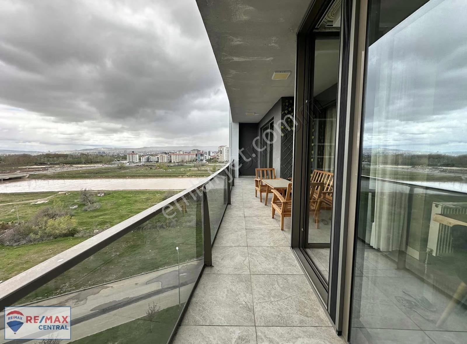 Remax Central'dan Göksu Yalılarında 4+1 Lüks Kiralık Daire - Görsel 26