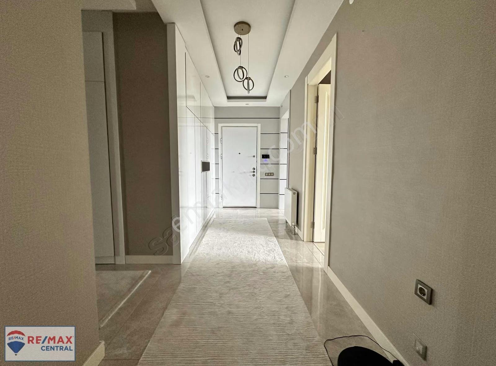 Remax Central'dan Göksu Yalılarında 4+1 Lüks Kiralık Daire - Görsel 15