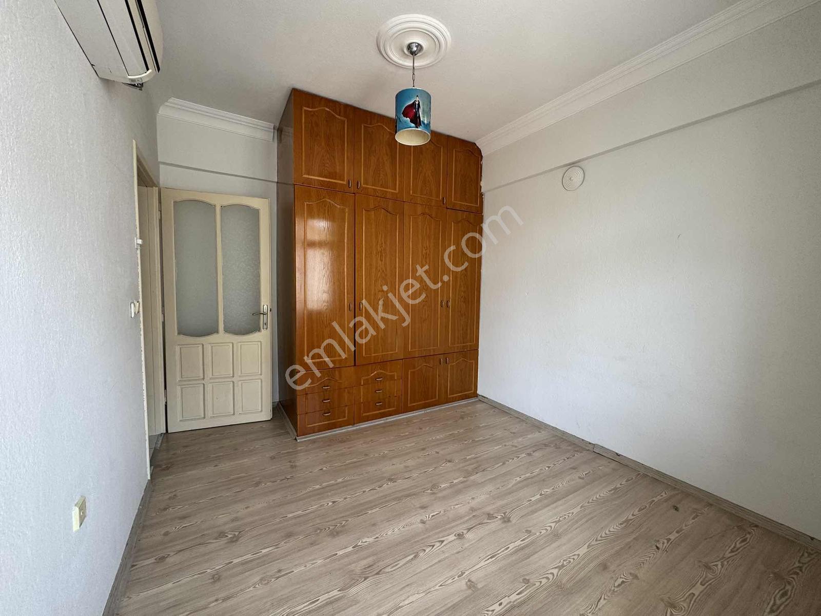 Metrekare Emlak'tan Geniş 3+1 Kiralık Daire - Görsel 3