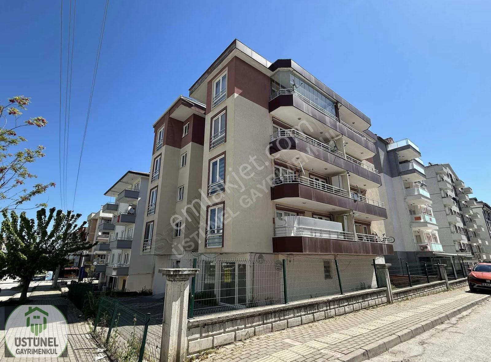 Üstünel'den Cadde Üzeri 2+1 Ara Kat Sıfır Eşyalı Satılık Daire - Görsel 13