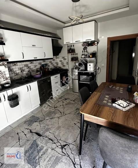 Kütükçü Mah Tahtakale Market Karşısı Anayola Yakın Katta Tek2+1 - Görsel 12
