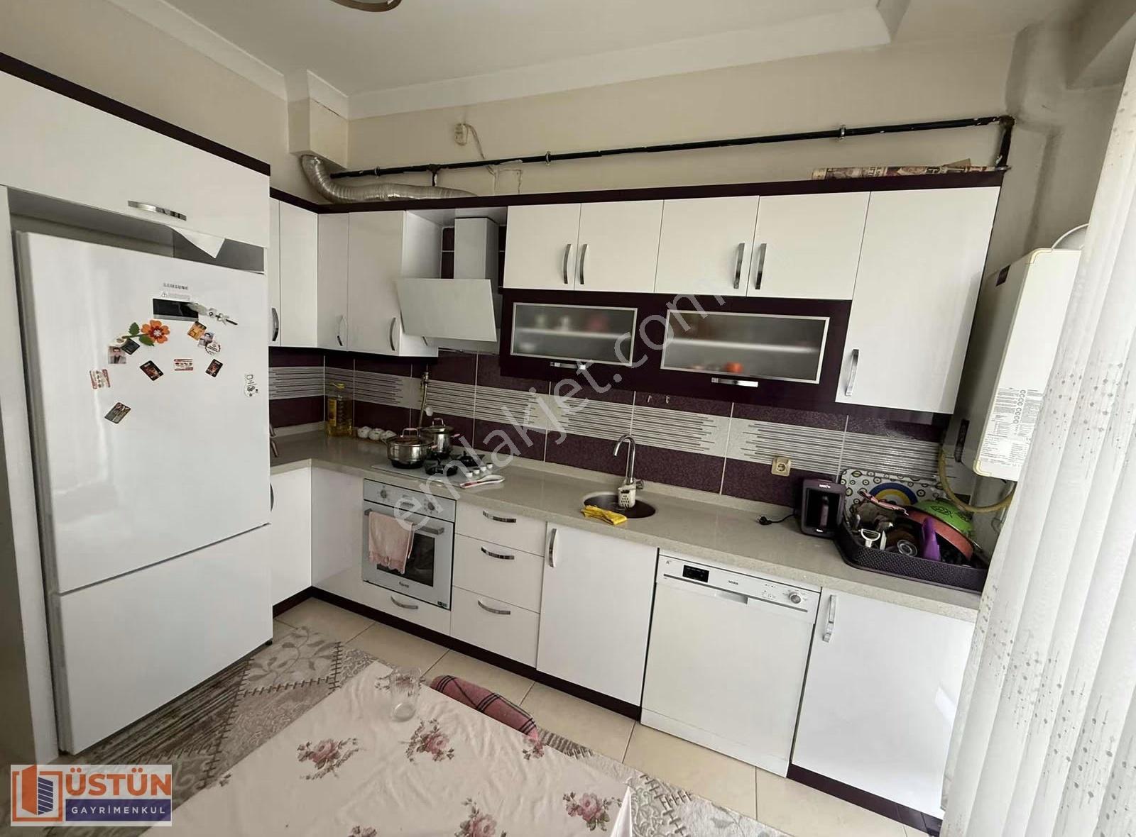 **anayol Üzeri Hüseyin Duman Parkı Karşısı 3+1 Satılık Daire**