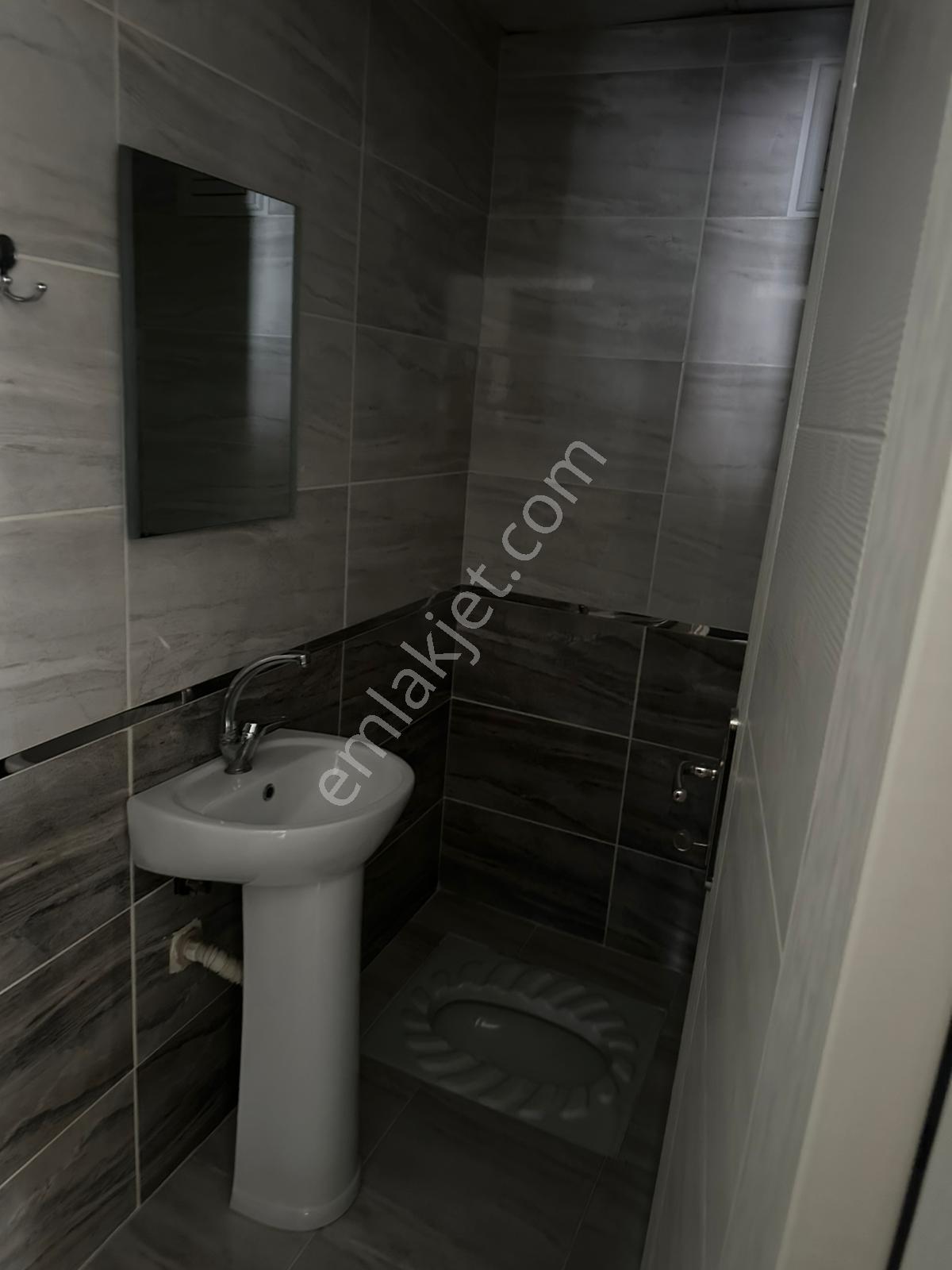 Adalet Gold Group Emlak'tan Bengiler Mahallesinde Kiralık Daire 3+1 Merkezin Göbeginde Uygun Fiyata - Görsel 5