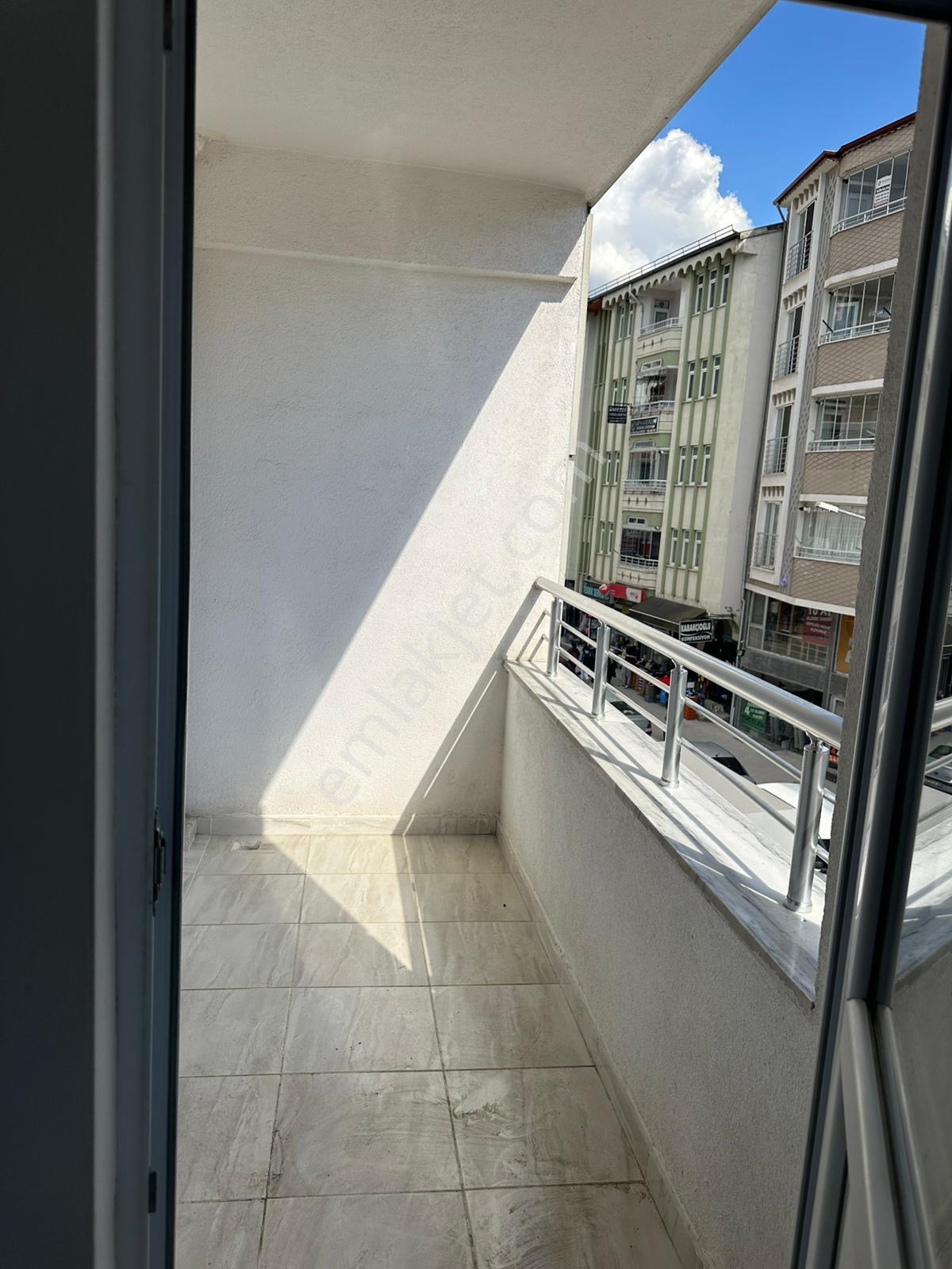 Adalet Gold Group Emlak'tan Bengiler Mahallesinde Kiralık Daire 3+1 Merkezin Göbeginde Uygun Fiyata - Görsel 9