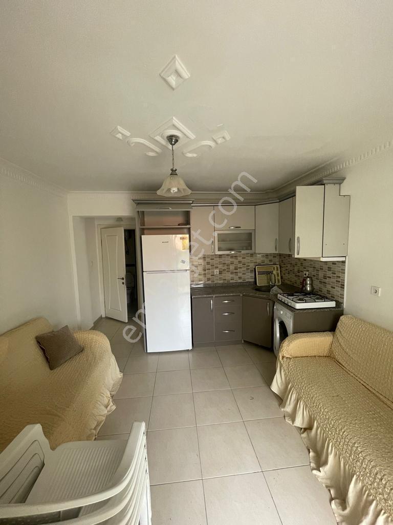 Erikli Sahilde Denize 100 Mt Yürüme Mesafesinde 105 Gün Ve Üzeri 1+1 Kiralık - Görsel 4