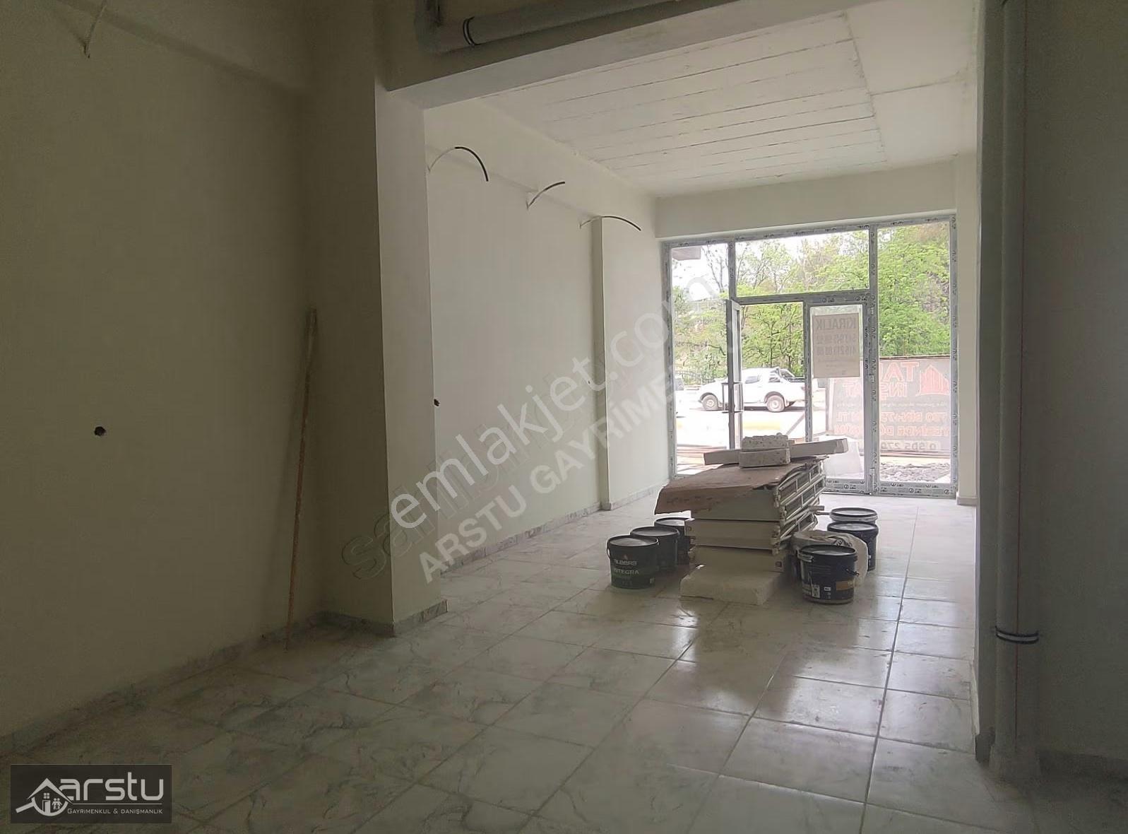 Arstu Gm Güzün Den Bulvarda İşlek Konumda Kiralık Dükkan - Görsel 6