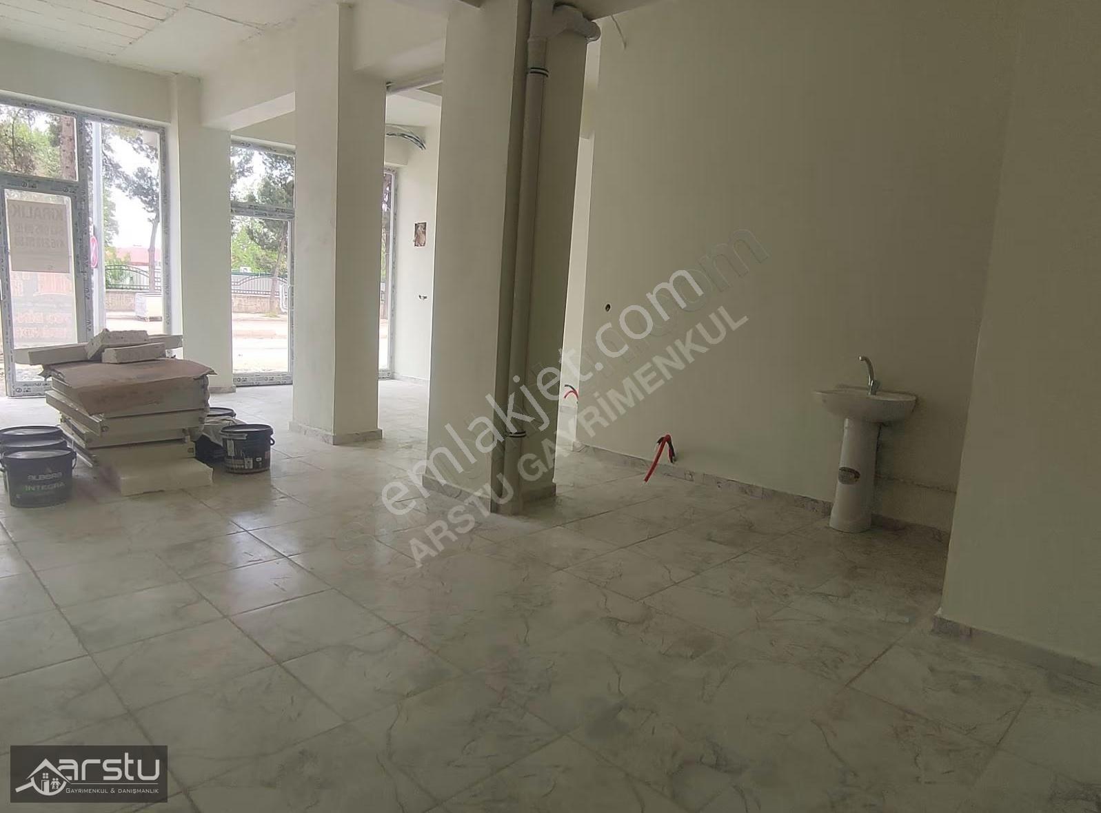 Arstu Gm Güzün Den Bulvarda İşlek Konumda Kiralık Dükkan - Görsel 3
