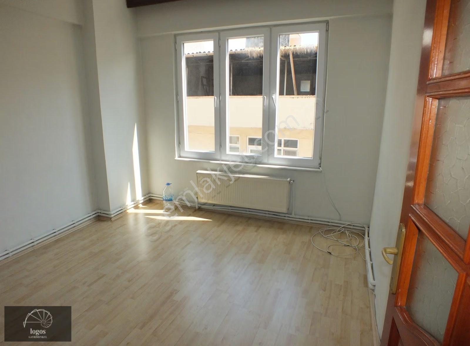 Cumhuriyet Parkı, Akçacami Yanı,içi Yapılı Ara Kat Kiralık Daire - Görsel 5