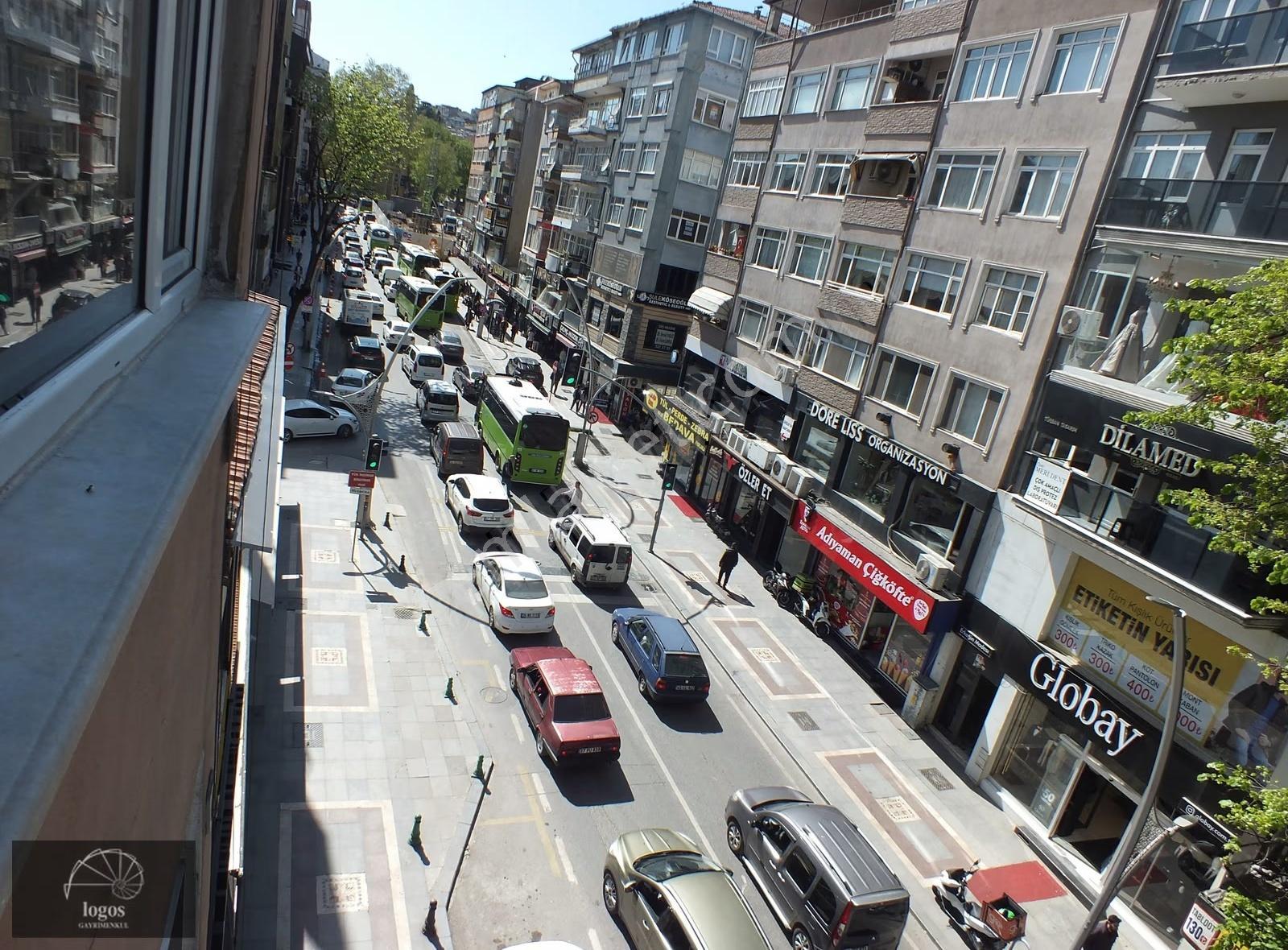 Cumhuriyet Parkı, Akçacami Yanı,içi Yapılı Ara Kat Kiralık Daire - Görsel 9