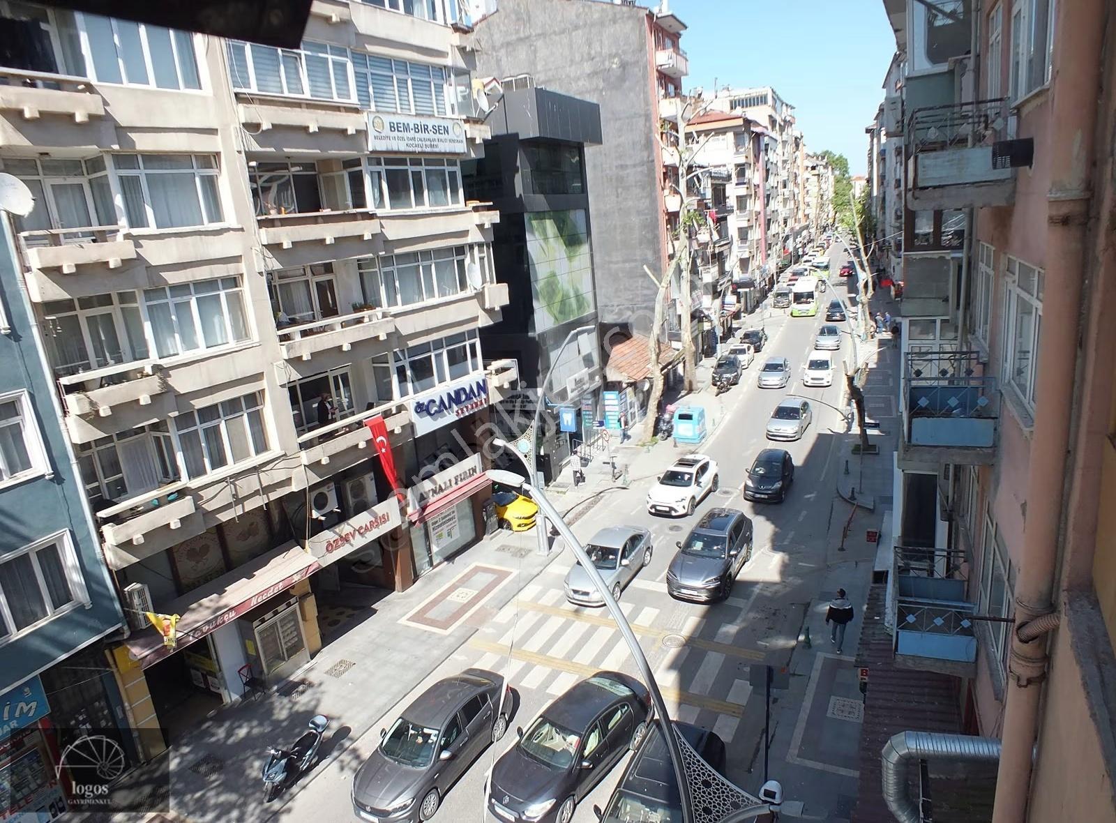 Cumhuriyet Parkı, Akçacami Yanı,içi Yapılı Ara Kat Kiralık Daire - Görsel 23