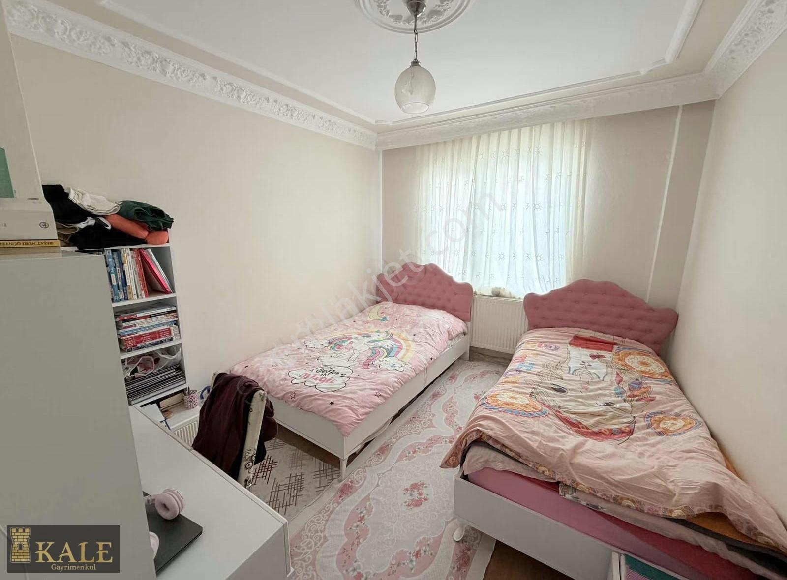 Kale'den Ergenli Sitesi'nde Ara Kat Temiz 3+1 - Görsel 11