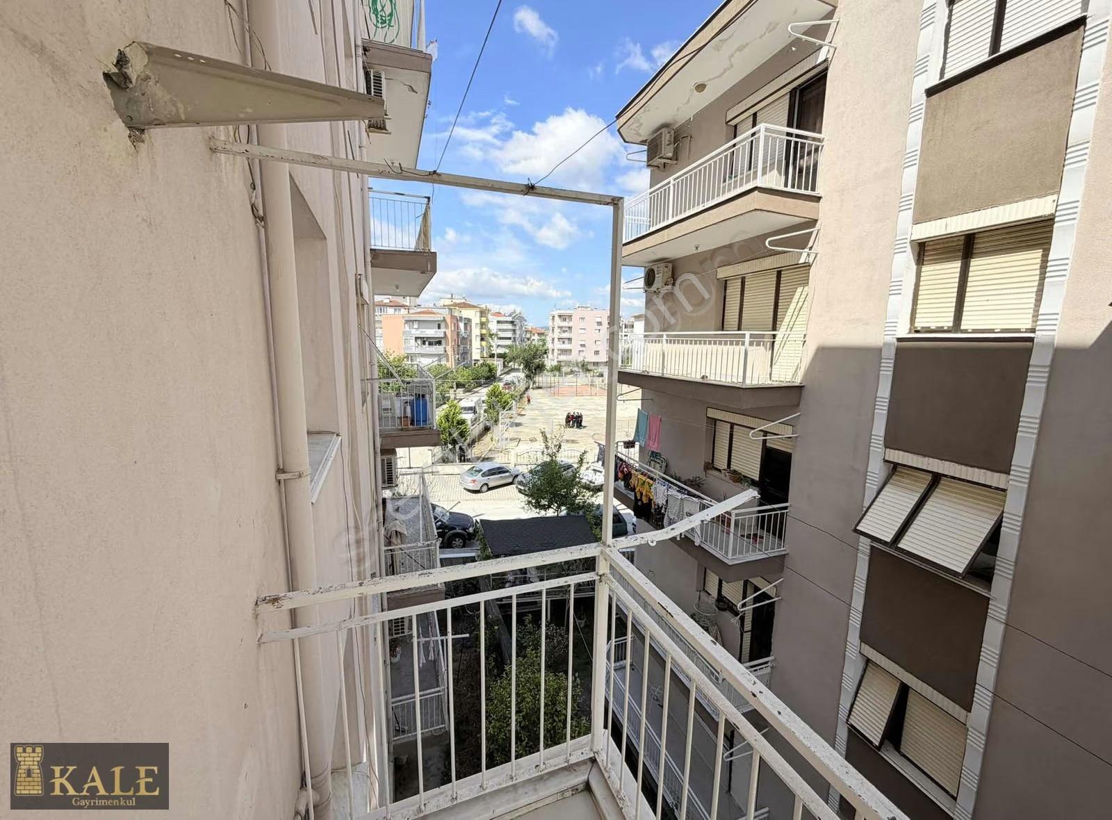 Kale'den Ergenli Sitesi'nde Ara Kat Temiz 3+1 - Görsel 15